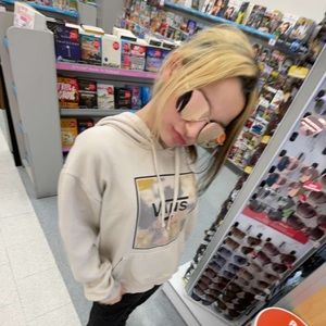 Meet your Posher, Jurnee